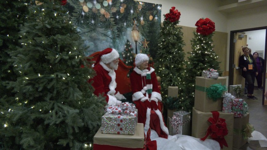 Mercy Hospital Carthage spreads holiday cheer with annual Cookies with Santa event