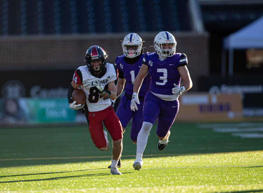 Lamar tops Fair Grove in thrilling Class 2 State Championship game