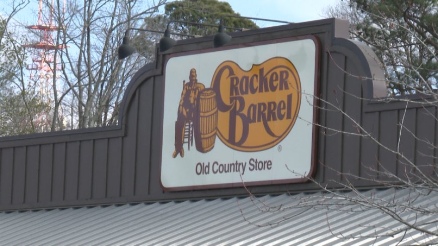 Cracker Barrel 'refused service' to students with disabilities, Maryland school says