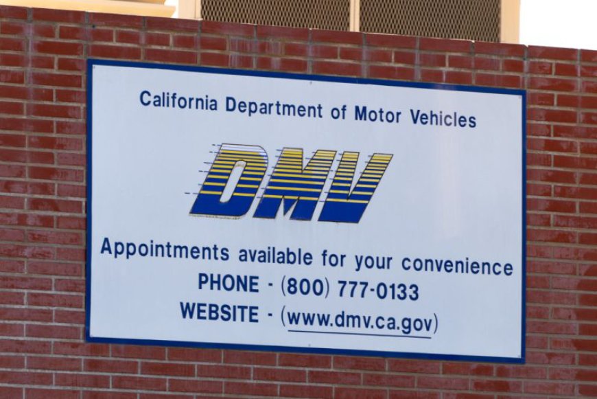 California DMV apologizes for Cybertruck's offensive license plate