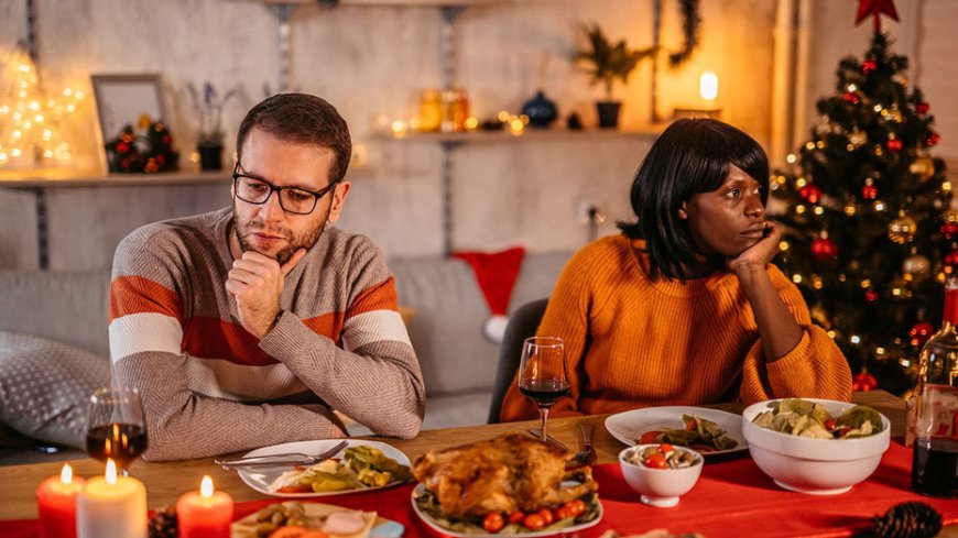 Keeping politics off the table: Expert shares tips to keep your holiday table from turning into a warzone