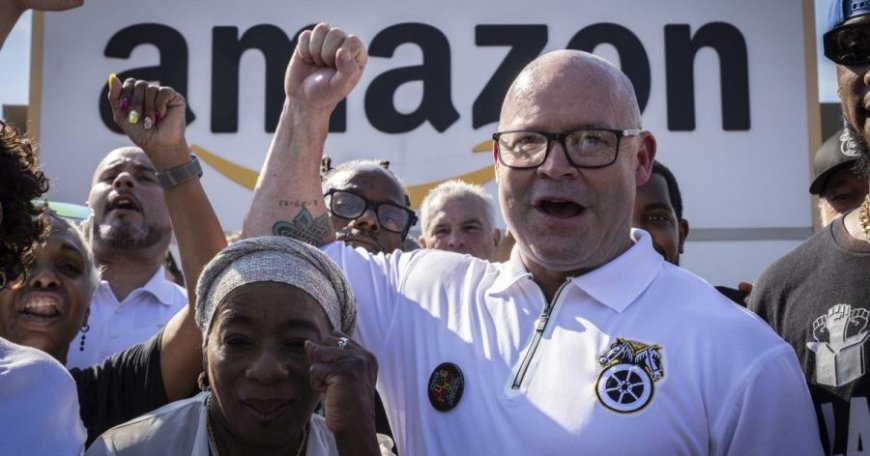 Amazon workers strike at facilities around the country as Teamsters seek contract