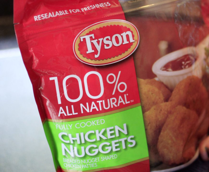 Hawley denounces Tyson Foods’ alleged attempt to silence farmers