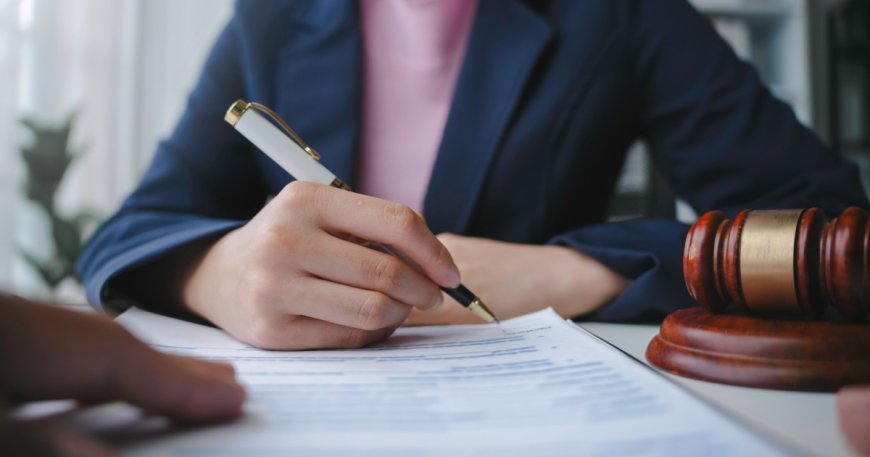 What to Consider When Making a Will—and the Difference Between a Will and a Living Will