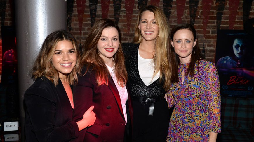 Blake Lively's 'Sisterhood of the Traveling Pants' co-stars stand 'in solidarity' with her amid messy lawsuit