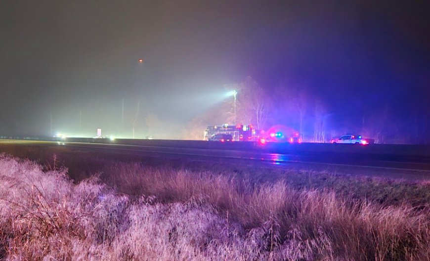 Fatal crash closes I-64 in O’Fallon, Illinois