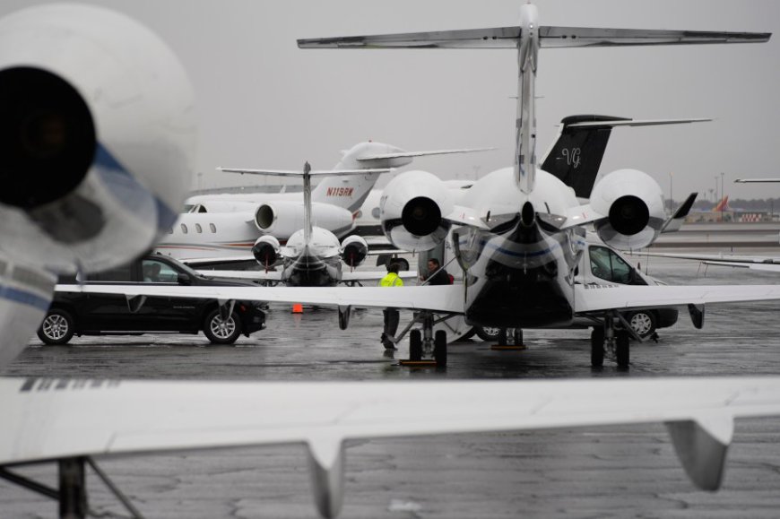 Kansas City Chiefs en route to Denver after being stuck on runway