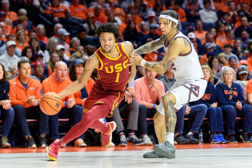 No. 13 Illinois falls 82-72 to USC at home