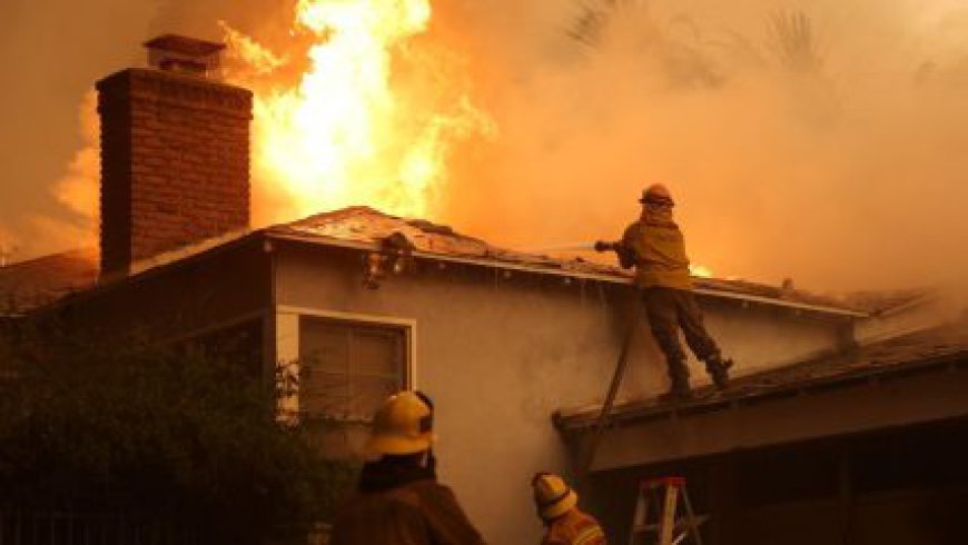 Rep. Maxine Waters slams media ‘playing politics’ over wildfires and begs people to uplift Altadena’s Black community