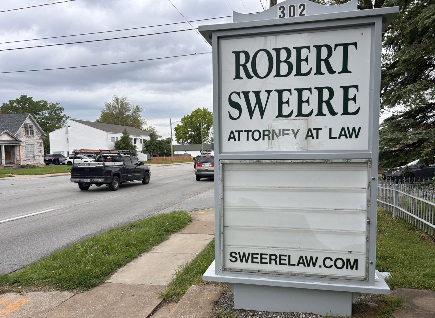 Answer Man: Reader asks what happened to political messages on National Avenue sign