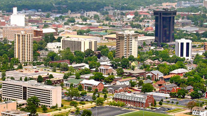What historical Springfield events happened in the month of May