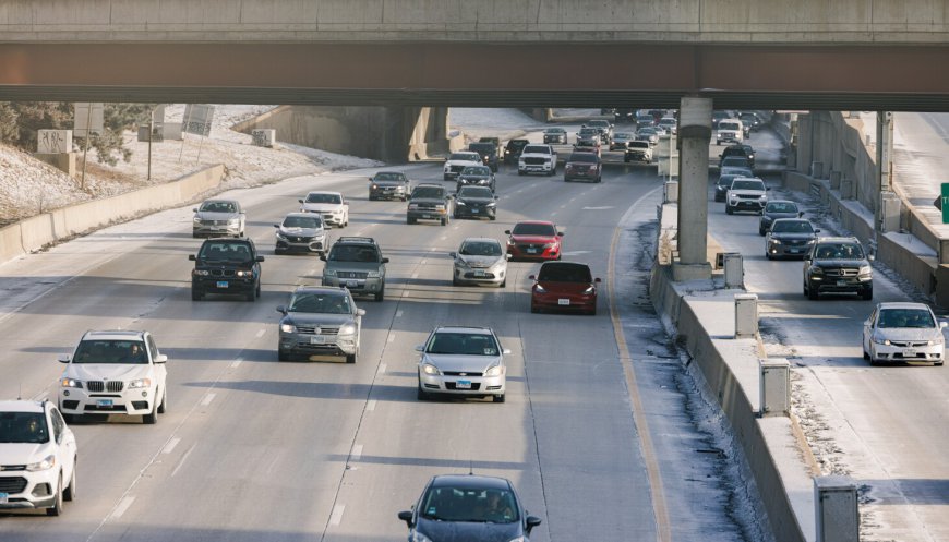 Illinois shouldn't rush to tax drivers by the mile to pay for our roads