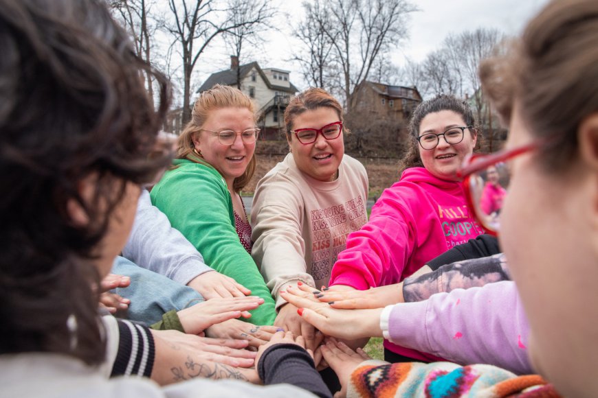 ‘We’re here! We’re queer! We’re ready to cheer!’: New queerleading team hopes to perform at queer sporting events in the Valley