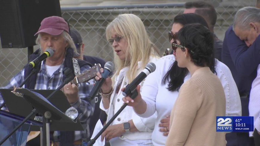 Springfield community gathers at City Hall for National Day of Prayer