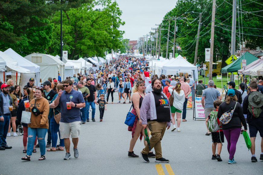 Artsfest is back with art, food, music and fun on Historic Walnut Street