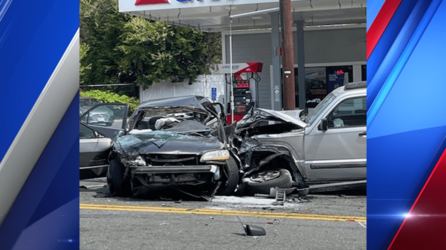 Four-vehicle crash at Route 20 intersection in West Springfield