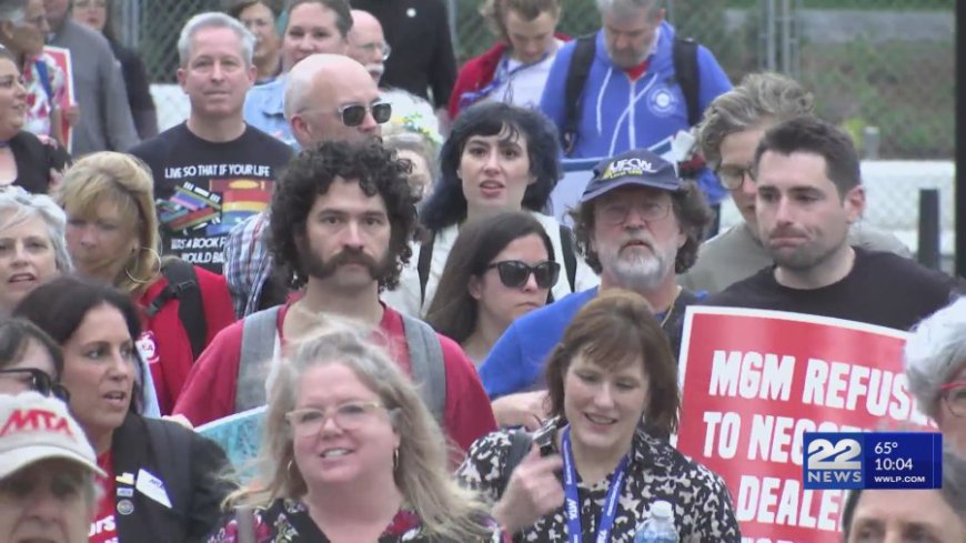 Springfield educators and MGM staff rally for better wages and union rights