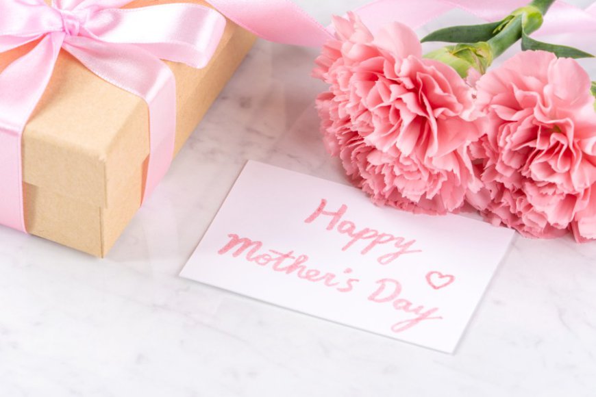 POLL: What should you get your mom for Mother's Day?