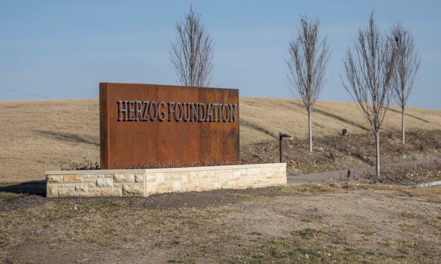 Parents intervene in Missouri voucher lawsuit with help from Herzog Foundation leader