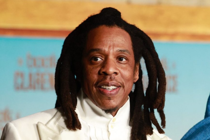 ‘The Book Of Hov: A Tribute to JAY-Z’ Limited Edition Sold For More Than $163K At Auction