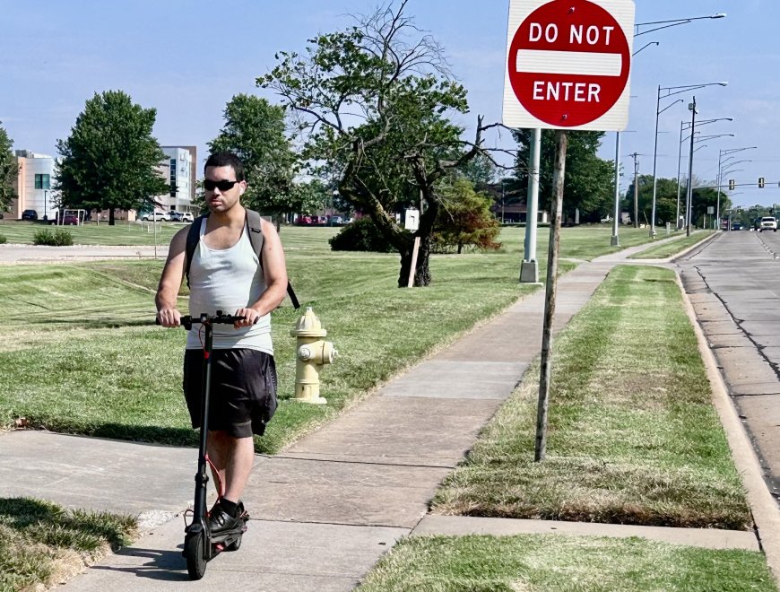 Answer Man: Reader sees e-scooters ‘everywhere;’ he wants to know the rules
