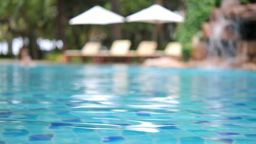 Heat Advisory and late summer Fassnight Pool schedule