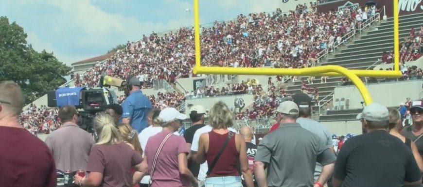 Crowd few thousand short of record-setting at Missouri State's first home opener in CUSA