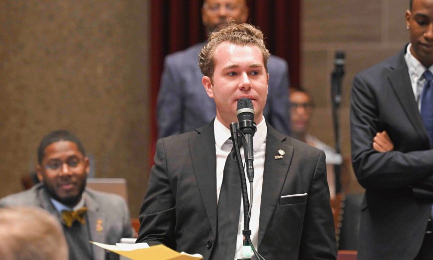 Springfield Rep. Jeremy Dean faces ethics inquiry, loses committee seats over obscene text