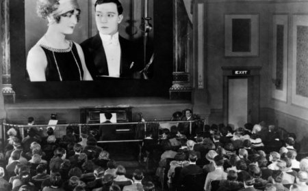 He knew Springfield police were coming. He started the movie anyway