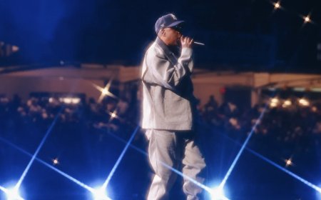 Beyoncé joins JAY-Z for star-studded premiere of his new HBO documentary series