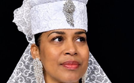 Louis Farrakhan’s eldest daughter Sister Betsy Jean Farrakhan dies after decades of service