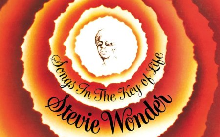Stevie Wonder Releases 4 Unvaulted Tracks From ‘Songs In The Key Of Life’ Ahead Of 50th Anniversary Tour