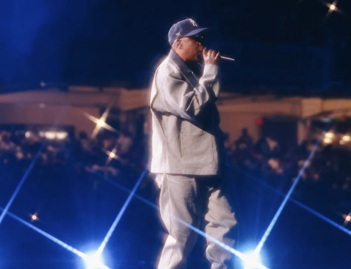 Beyoncé joins JAY-Z for star-studded premiere of his new HBO documentary series
