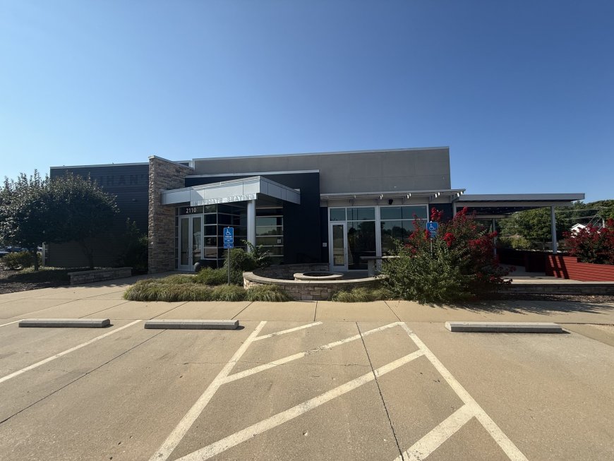Plans point to new venture at former Houlihan’s site in south Springfield
