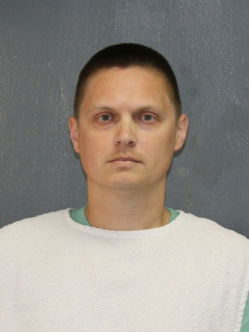Missouri candidate charged with trying to plant drugs on opponent drops out