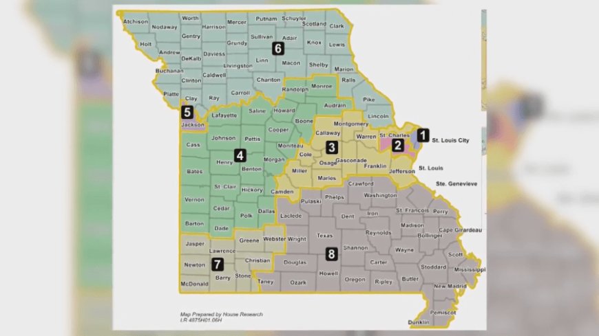 Kavanaugh denies stay. Missouri to use 2022 congressional map in November election
