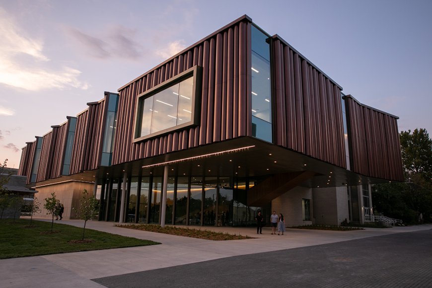 MSU dedicates performing arts complex on Grand Street