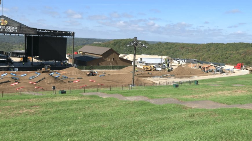 Thunder Ridge Nature Arena preparing track for SMX season finale