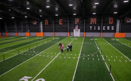 Republic School District opens activities center