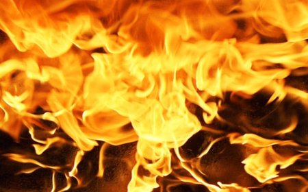 Cassville fire destroys one home, damages two others