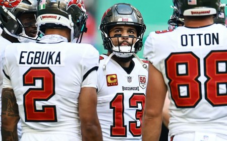 Mike Evans explains viral Trevon Diggs jersey moment after NFL trash talk