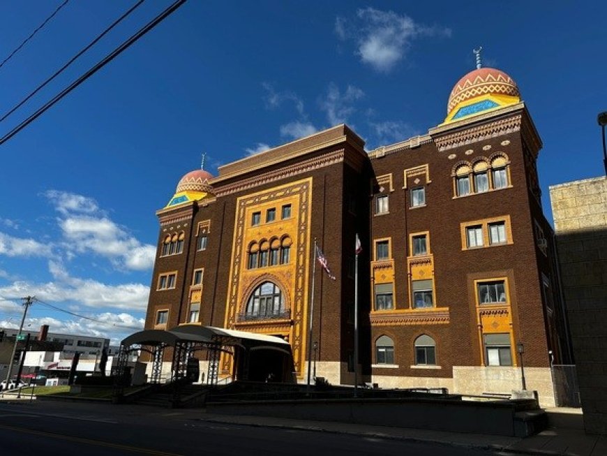 Pro wrestling returns to Springfield's Shrine Mosque, a haven for wrestling history