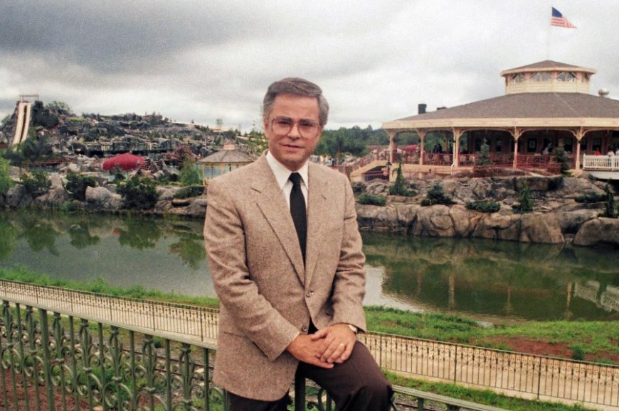 Ozarks First's Mike Landis gives a breakdown of local televangelist Jim Bakker's life